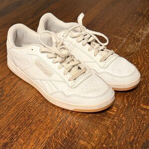 Reebok Men's Cream Sneakers